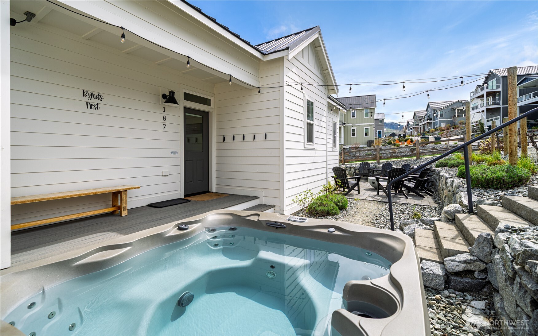 187 Bobcat Lane , Chelan, WA 98816