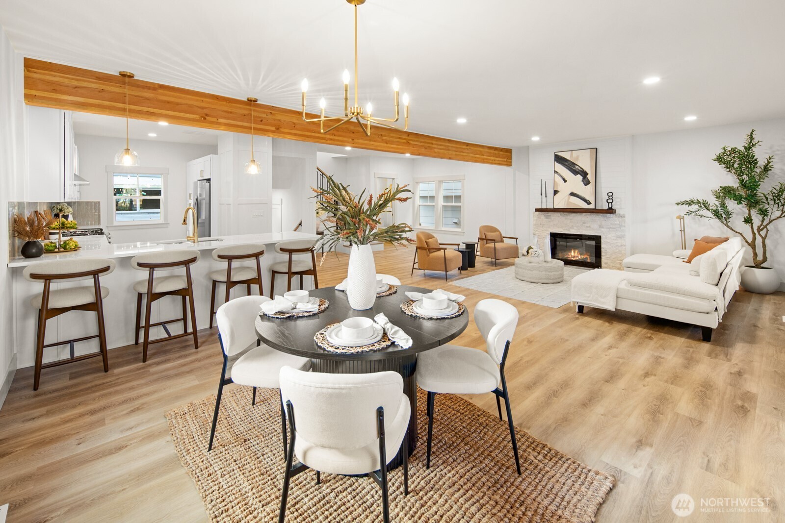 3037 21st Avenue W, Seattle, WA 98199