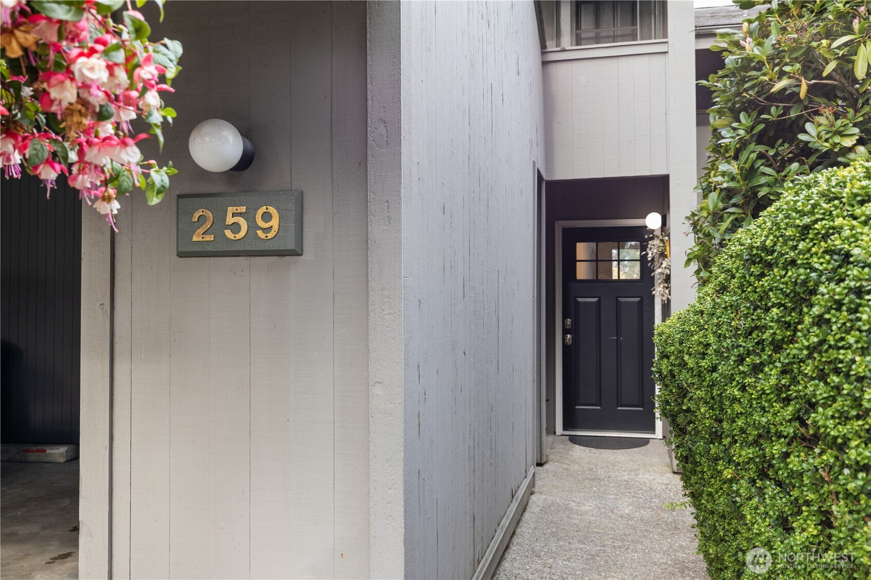 6352 137th Place NE #259, Redmond, WA 98052