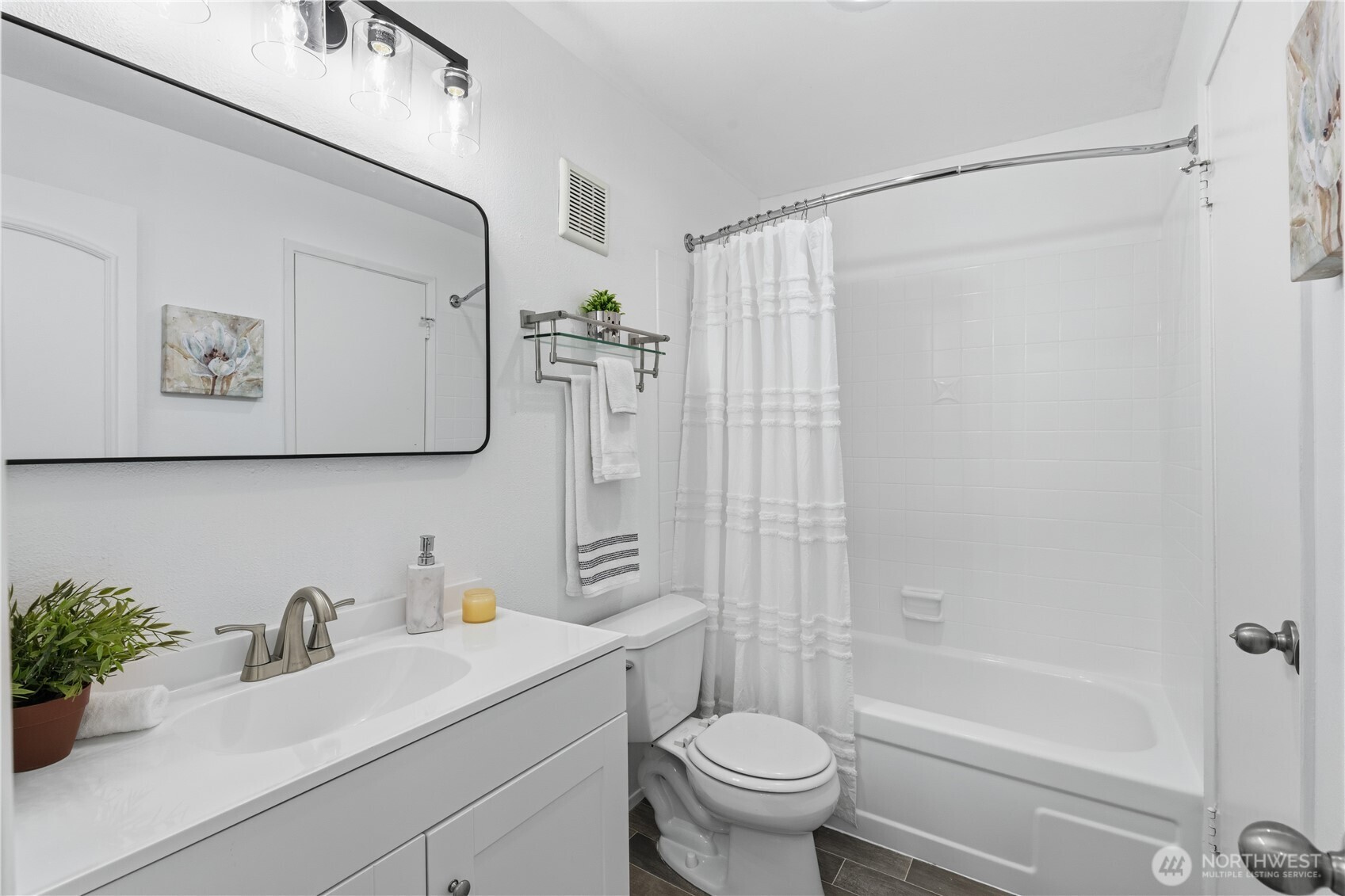6352 137th Place NE #259, Redmond, WA 98052