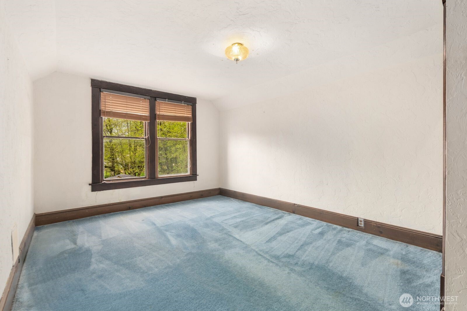 13130 SW 261st Place , Vashon, WA 98070