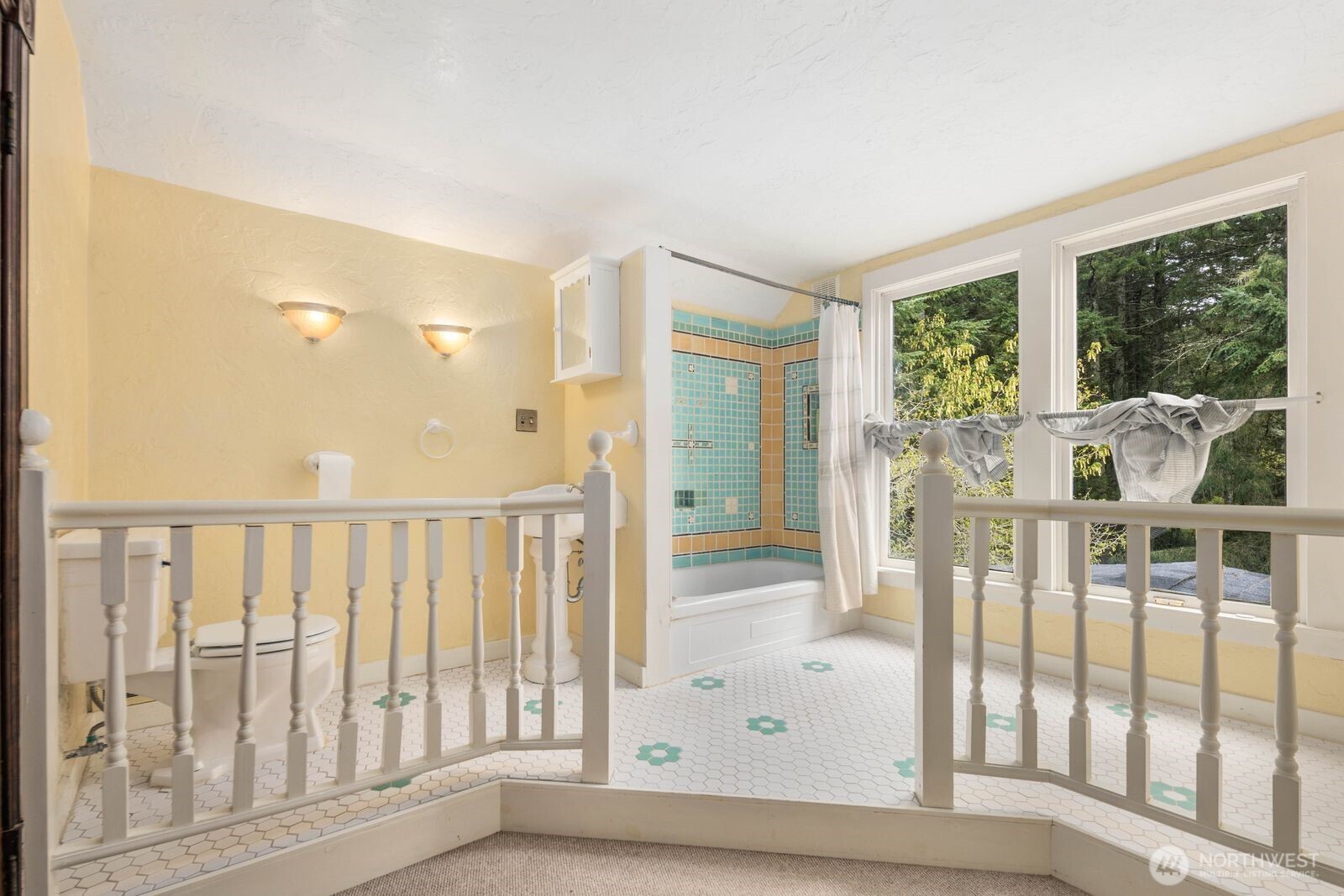 13130 SW 261st Place , Vashon, WA 98070