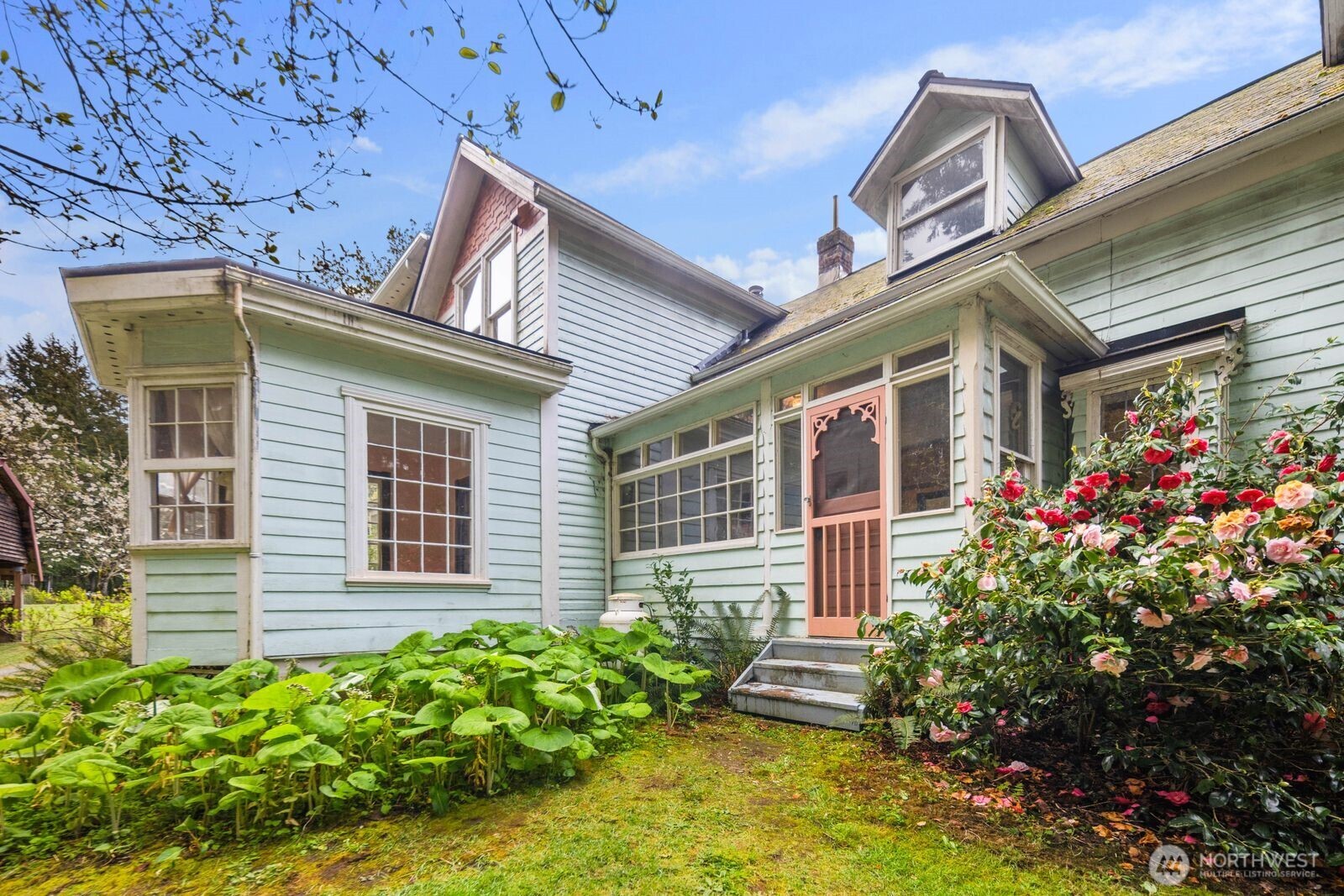 13130 SW 261st Place , Vashon, WA 98070