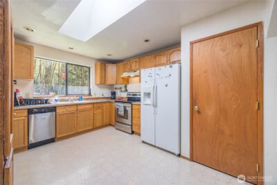732 S Alder Lane , Port Angeles, WA 98362 - Photo 11