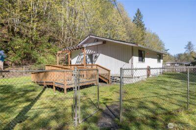 732 S Alder Lane , Port Angeles, WA 98362 - Photo 3