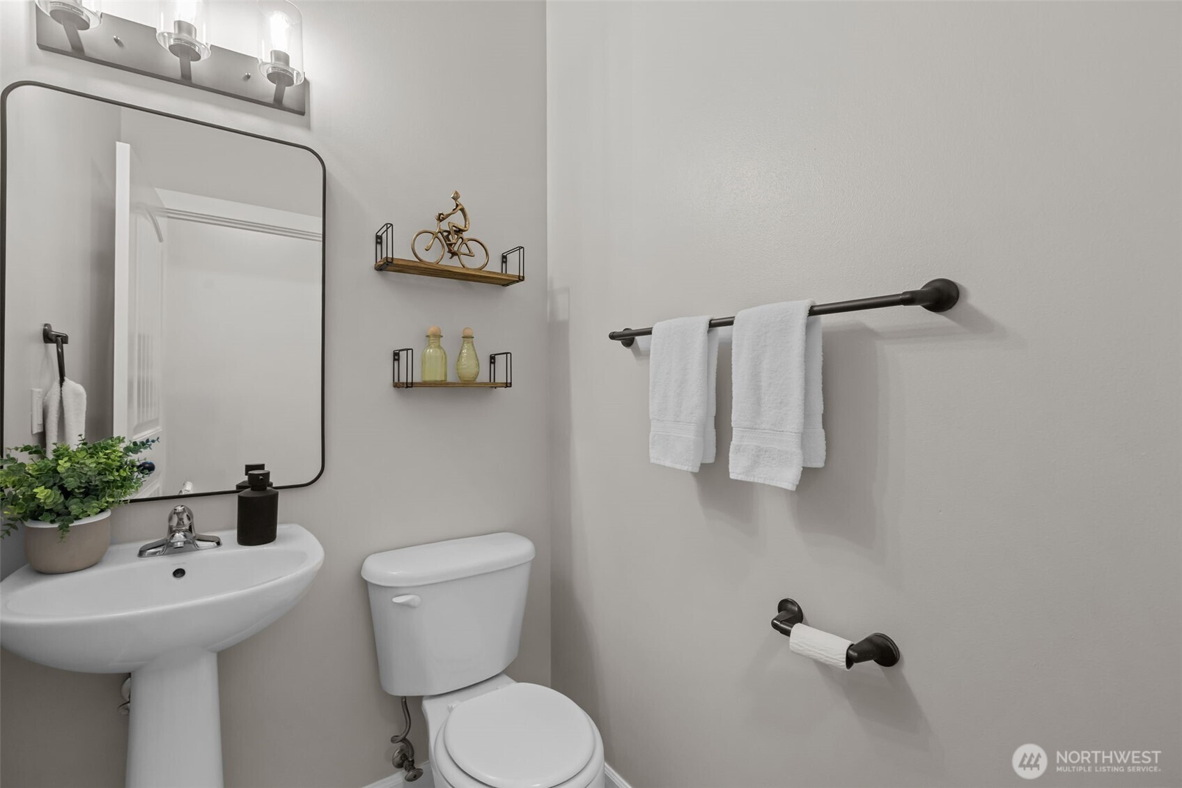 31116 Baltic Lane NE, Poulsbo, WA 98370