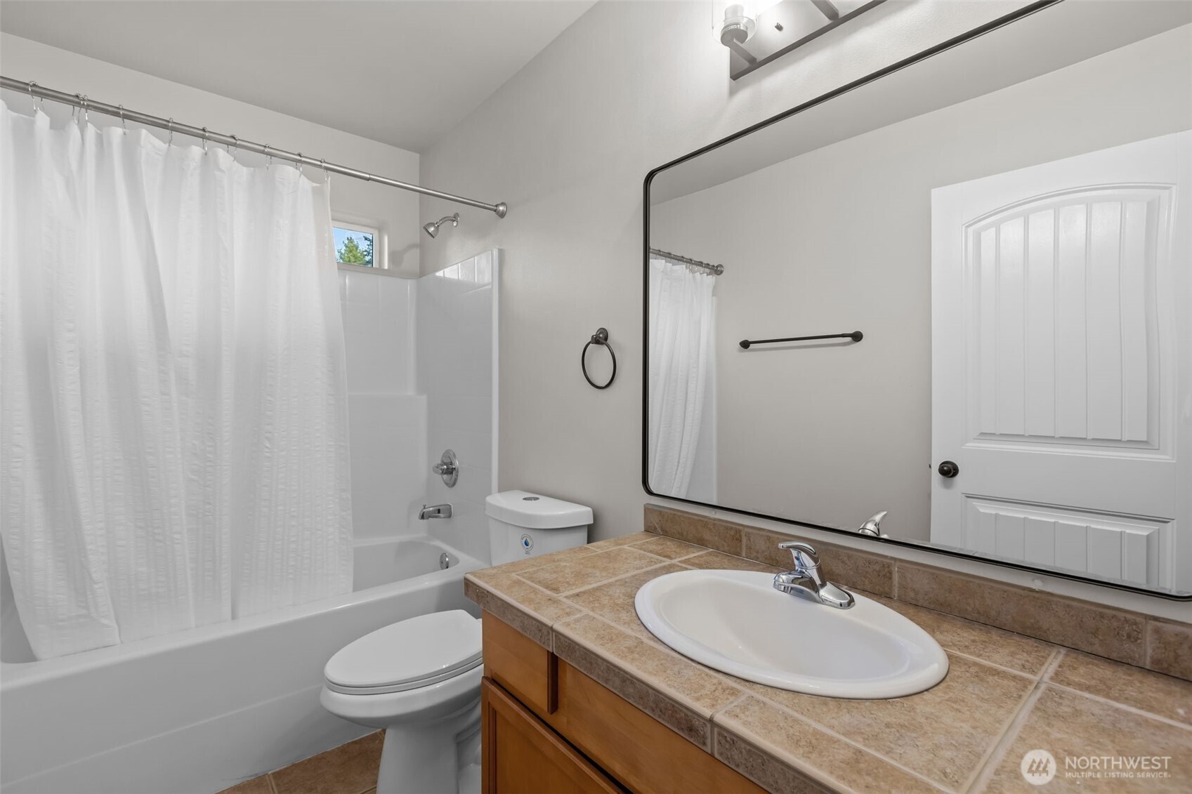 31116 Baltic Lane NE, Poulsbo, WA 98370