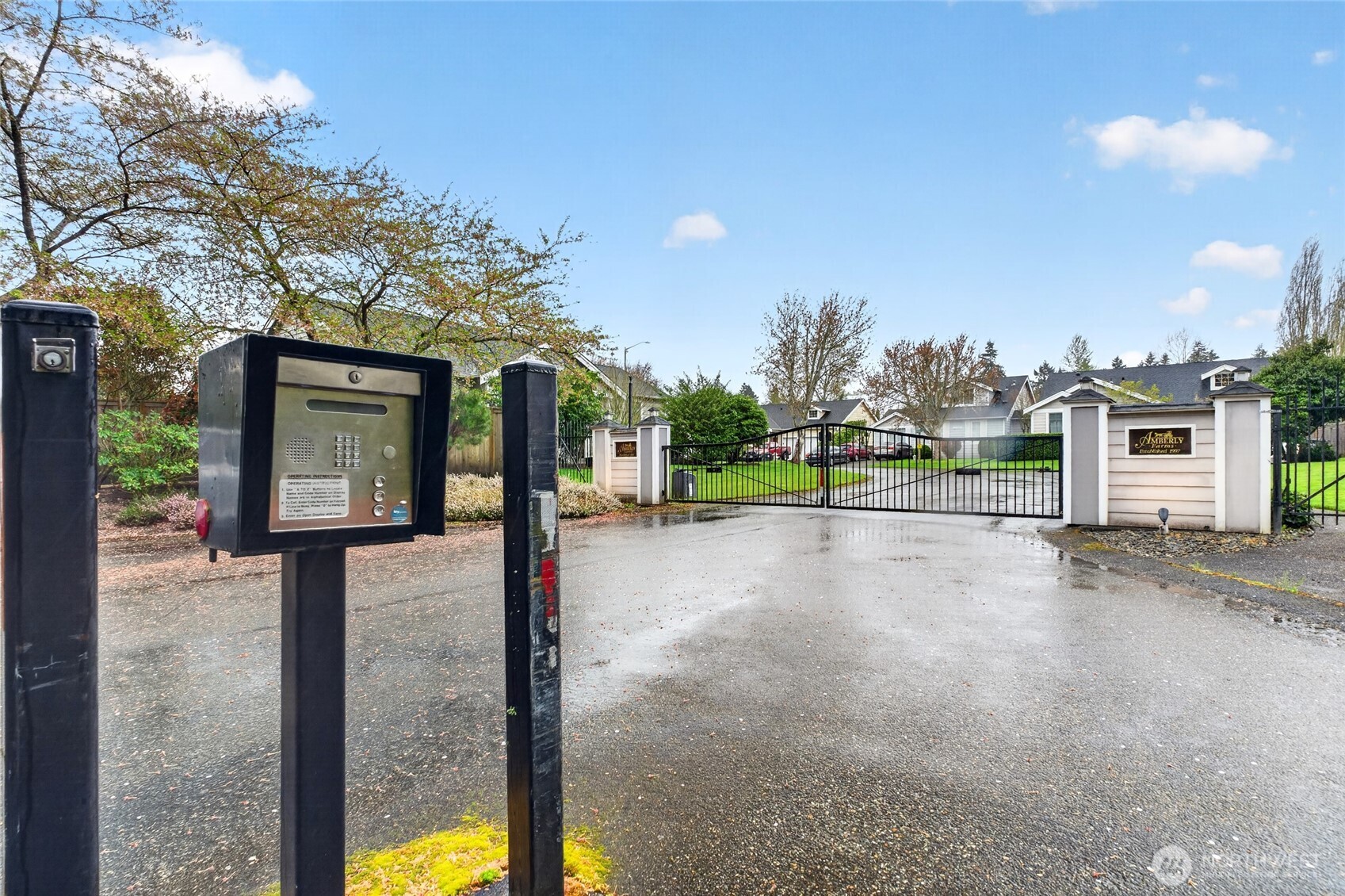 11310 3rd Avenue Ct E, Tacoma, WA 98445