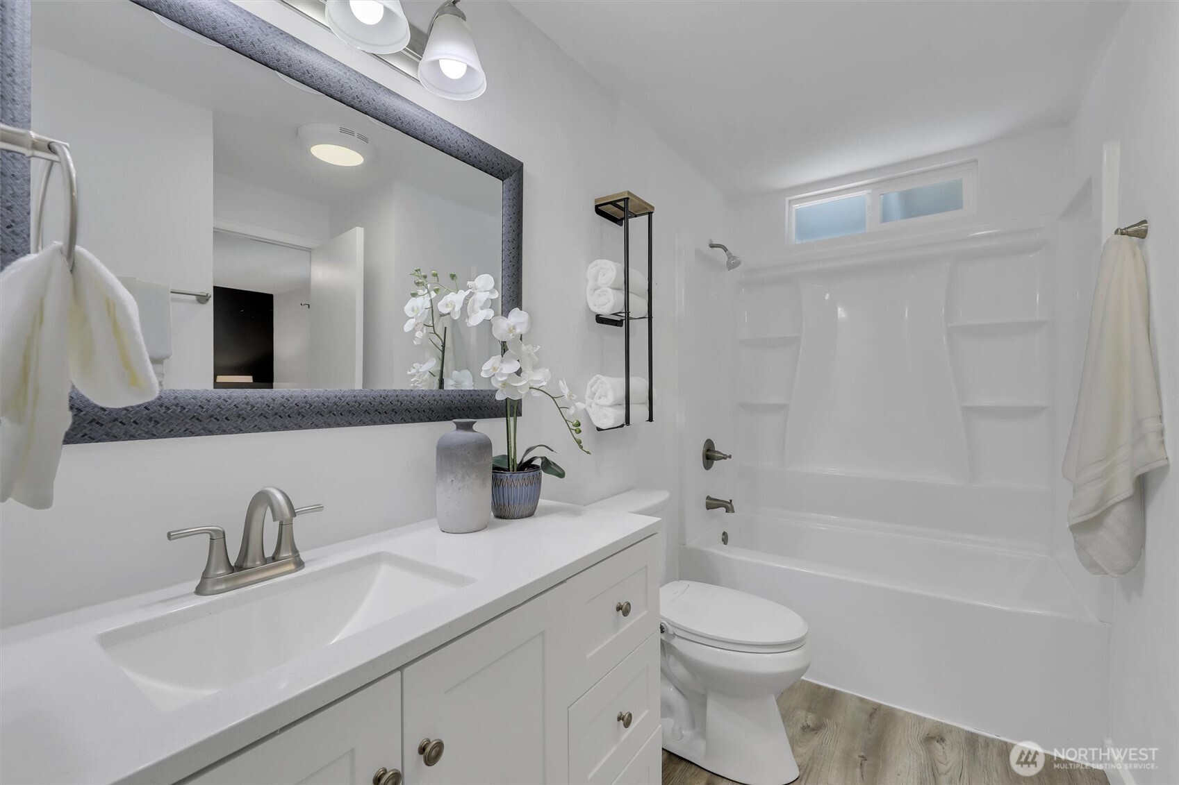 42921 SE 168th Place , North Bend, WA 98045