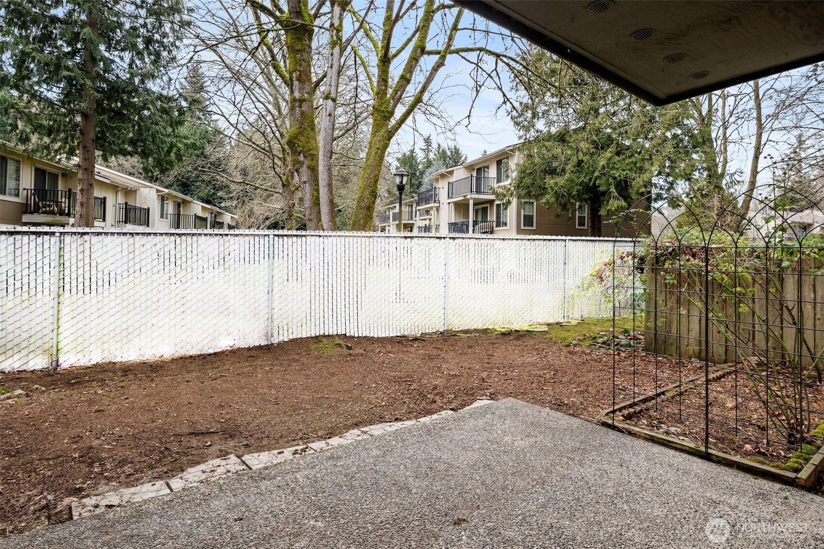 12905 126th Court NE #L105, Kirkland, WA 98034