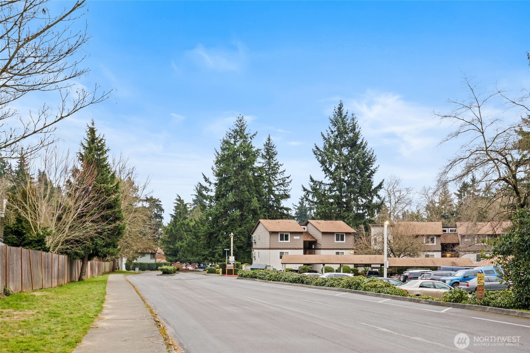 12905 126th Court NE #L105, Kirkland, WA 98034