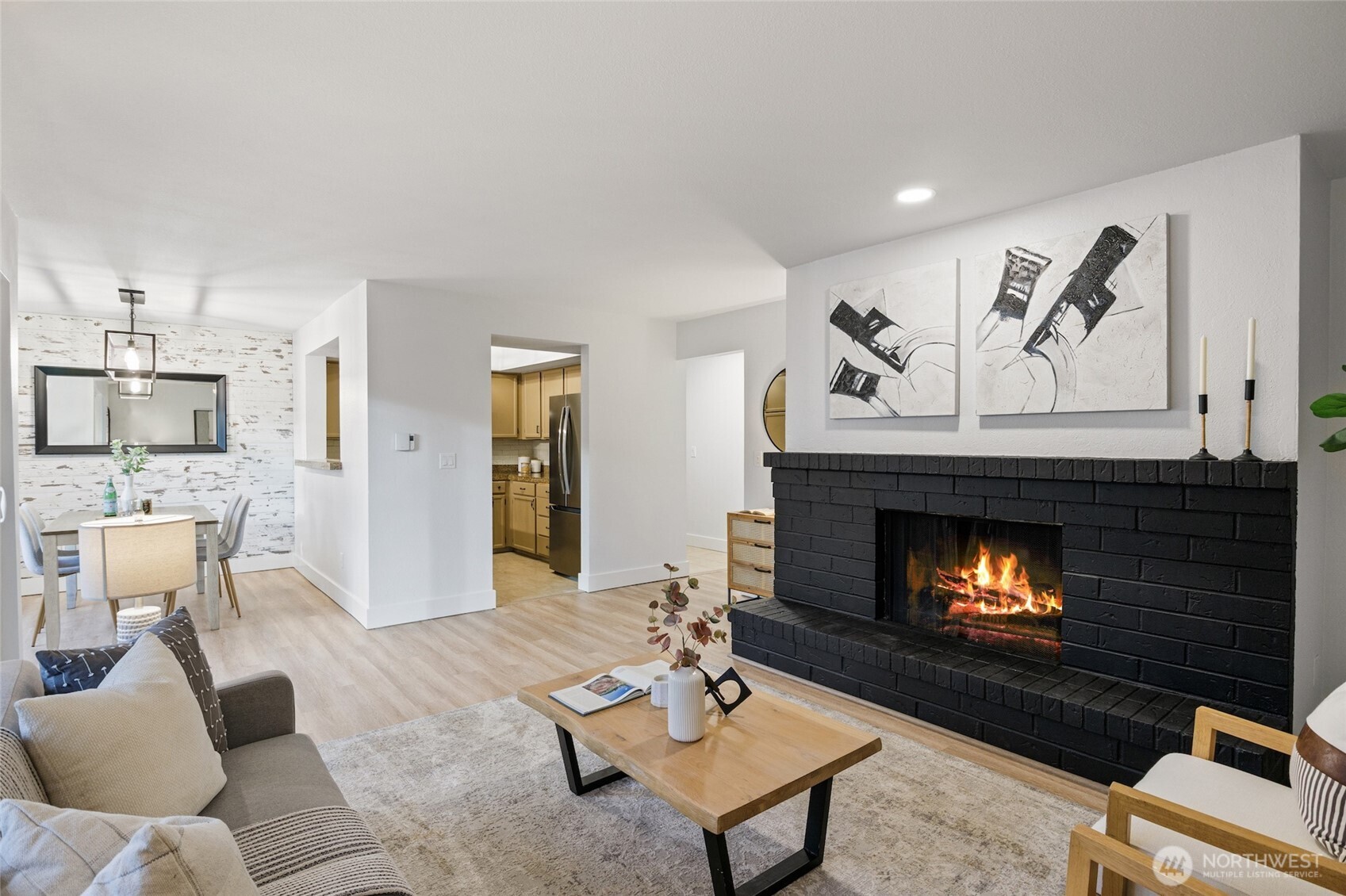 12905 126th Court NE #L105, Kirkland, WA 98034