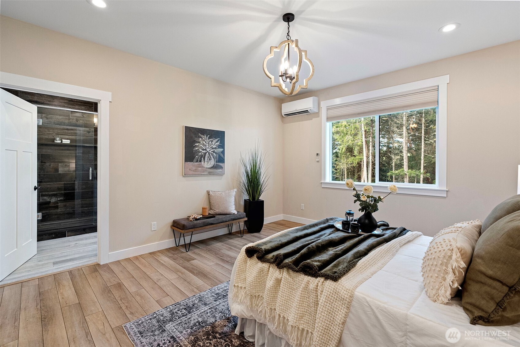 10128 Merlins Lane NW, Bremerton, WA 98312