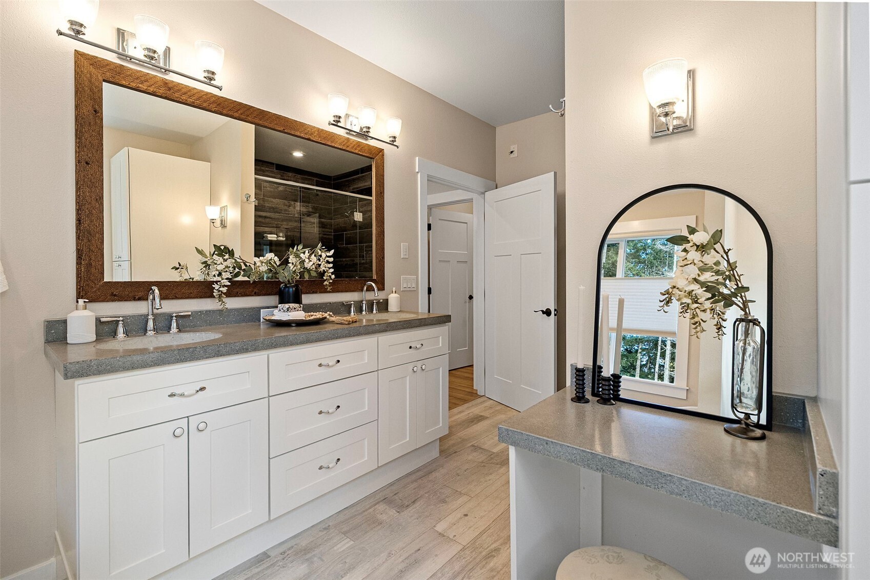 10128 Merlins Lane NW, Bremerton, WA 98312