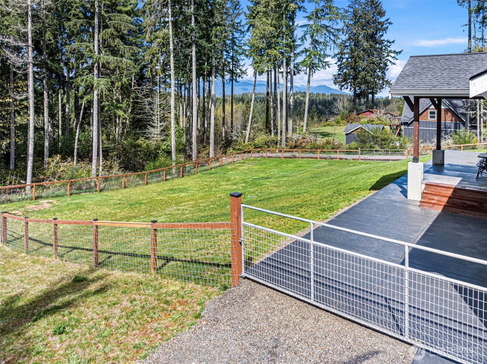 10128 Merlins Lane NW, Bremerton, WA 98312