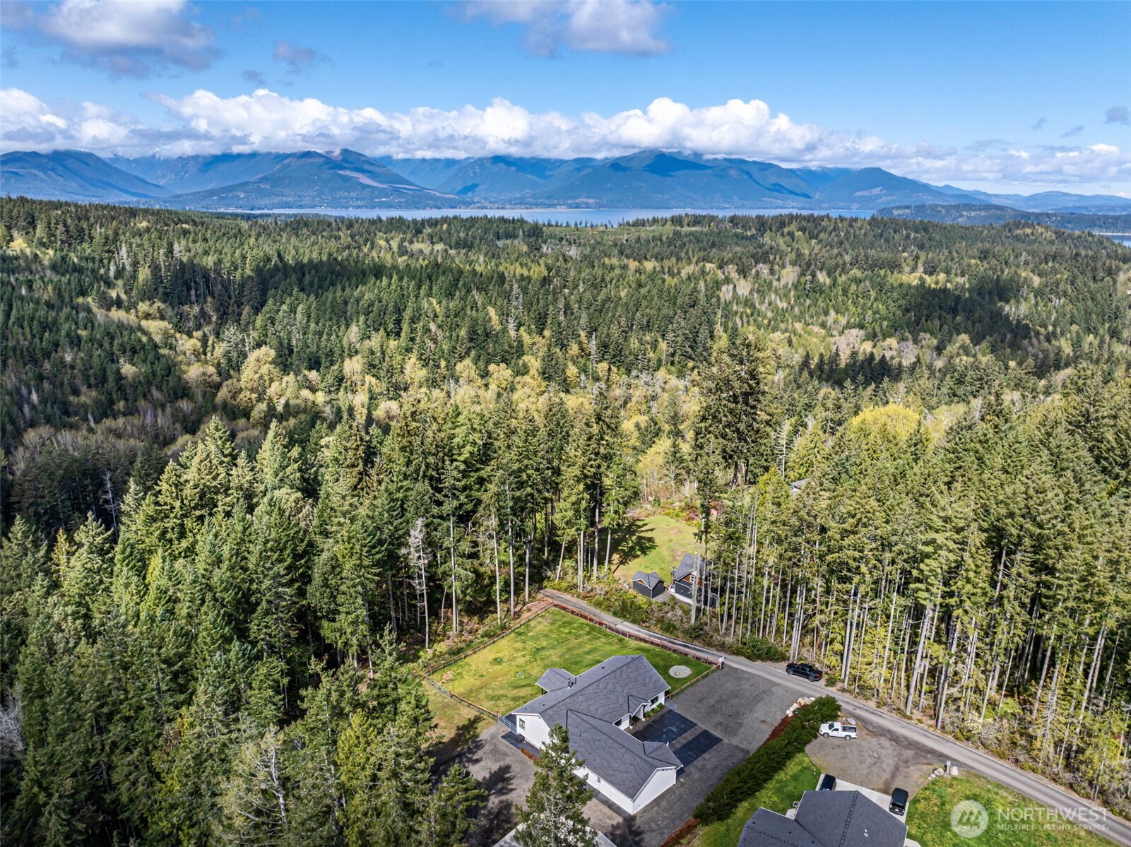 10128 Merlins Lane NW, Bremerton, WA 98312