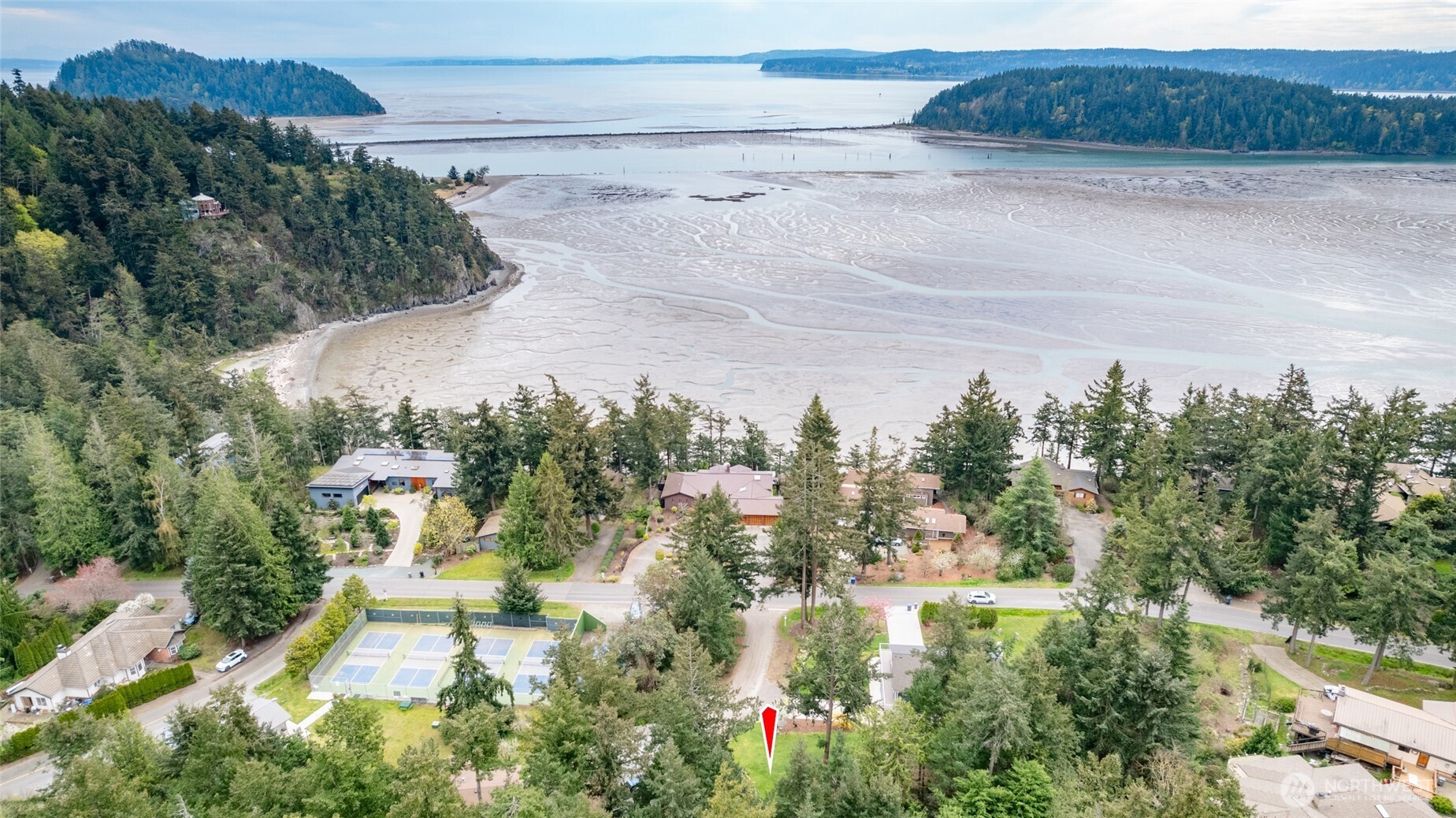 689 Sitka Place , La Conner, WA 98257