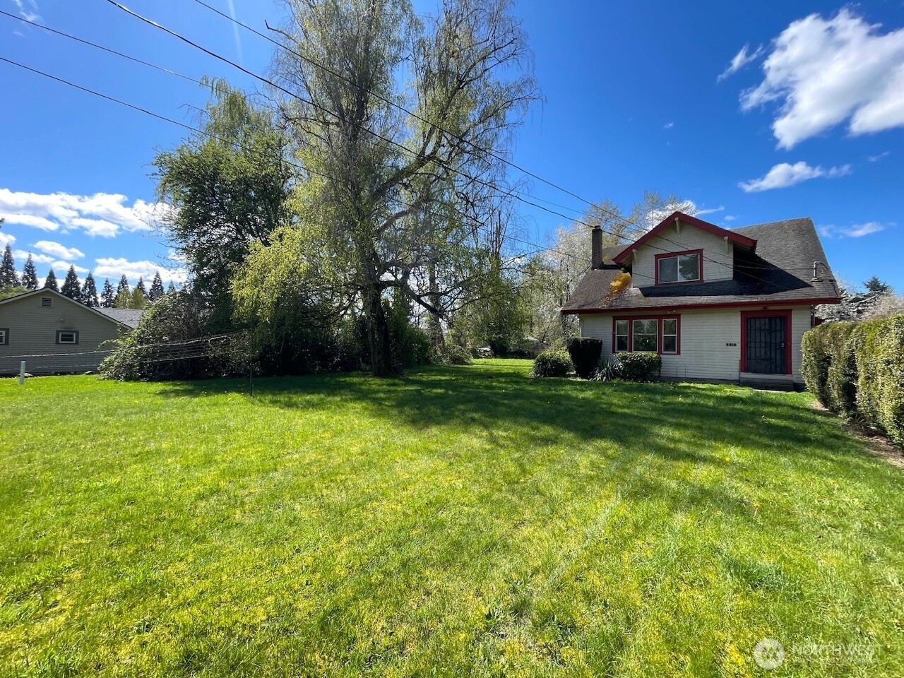 8818 E D Street , Tacoma, WA 98445