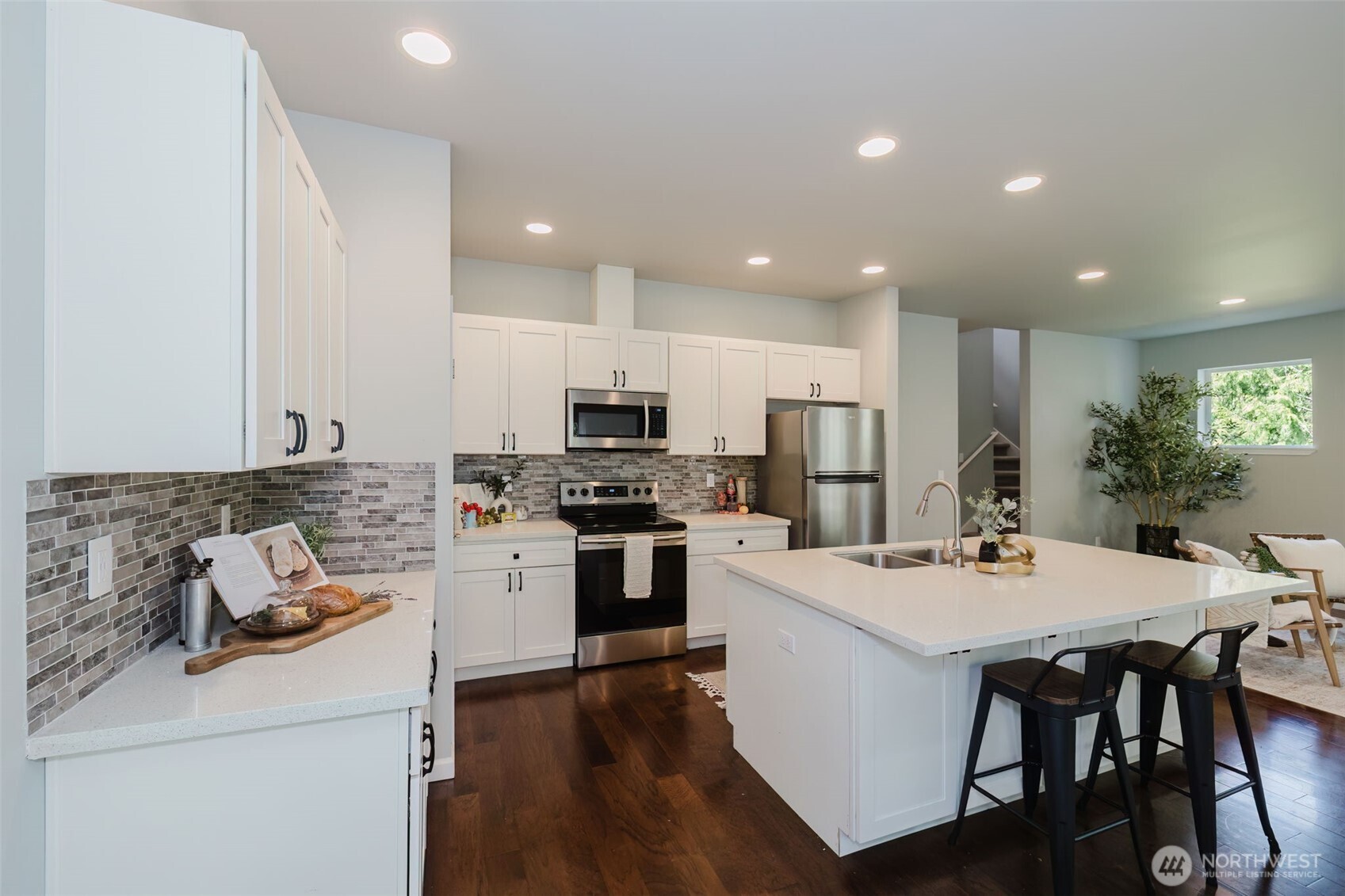 4919 Onalaska Loop SE, Port Orchard, WA 98367