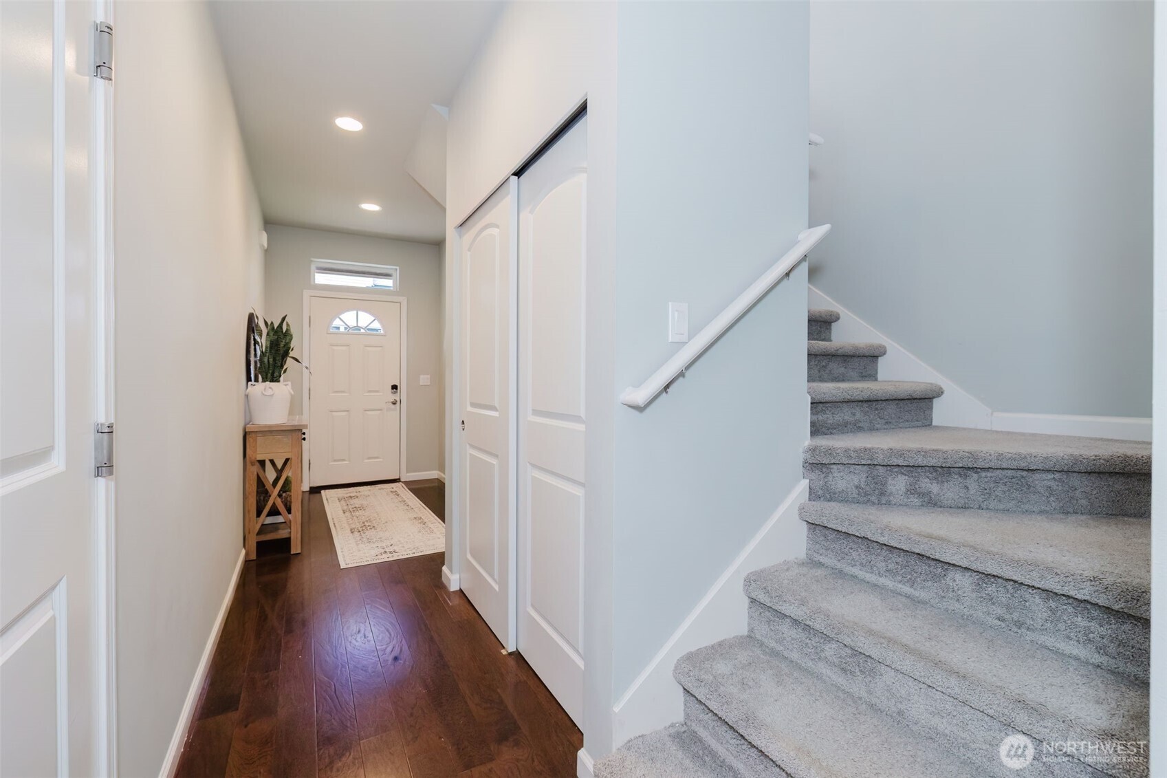 4919 Onalaska Loop SE, Port Orchard, WA 98367