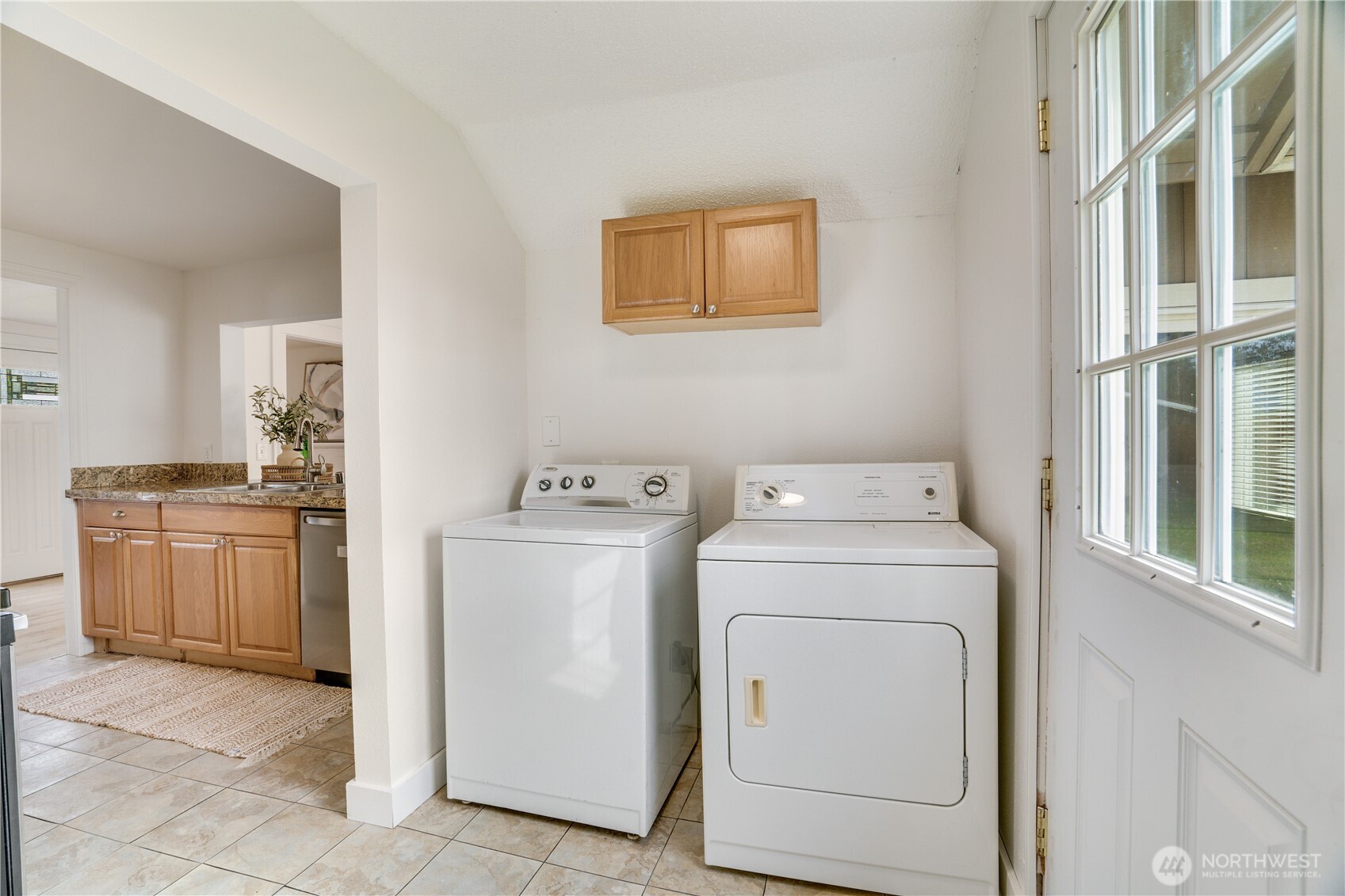 720 S Monroe Street , Tacoma, WA 98405