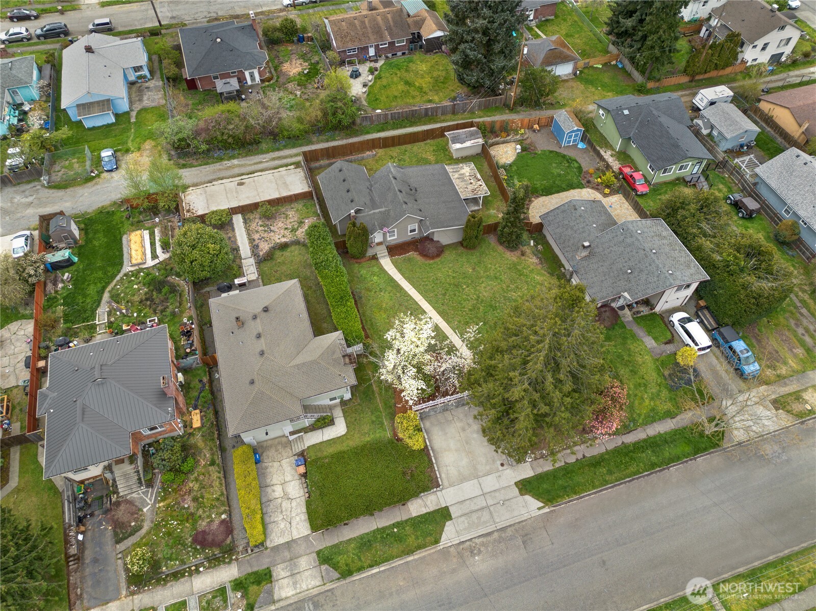 720 S Monroe Street , Tacoma, WA 98405