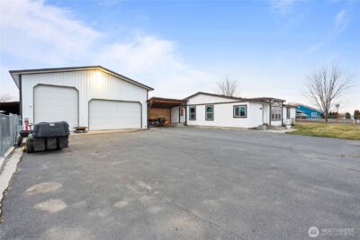 2211 W Sielaff Lane , Othello, WA 99344 - Photo 2