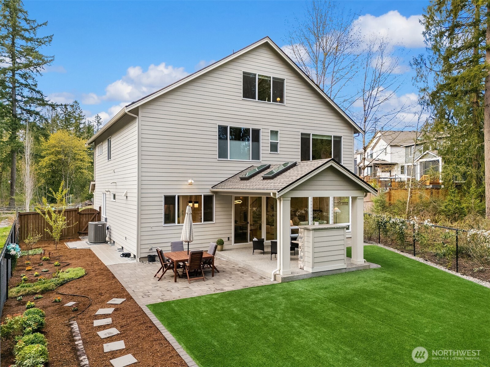 23959 NE 25th Street , Sammamish, WA 98074