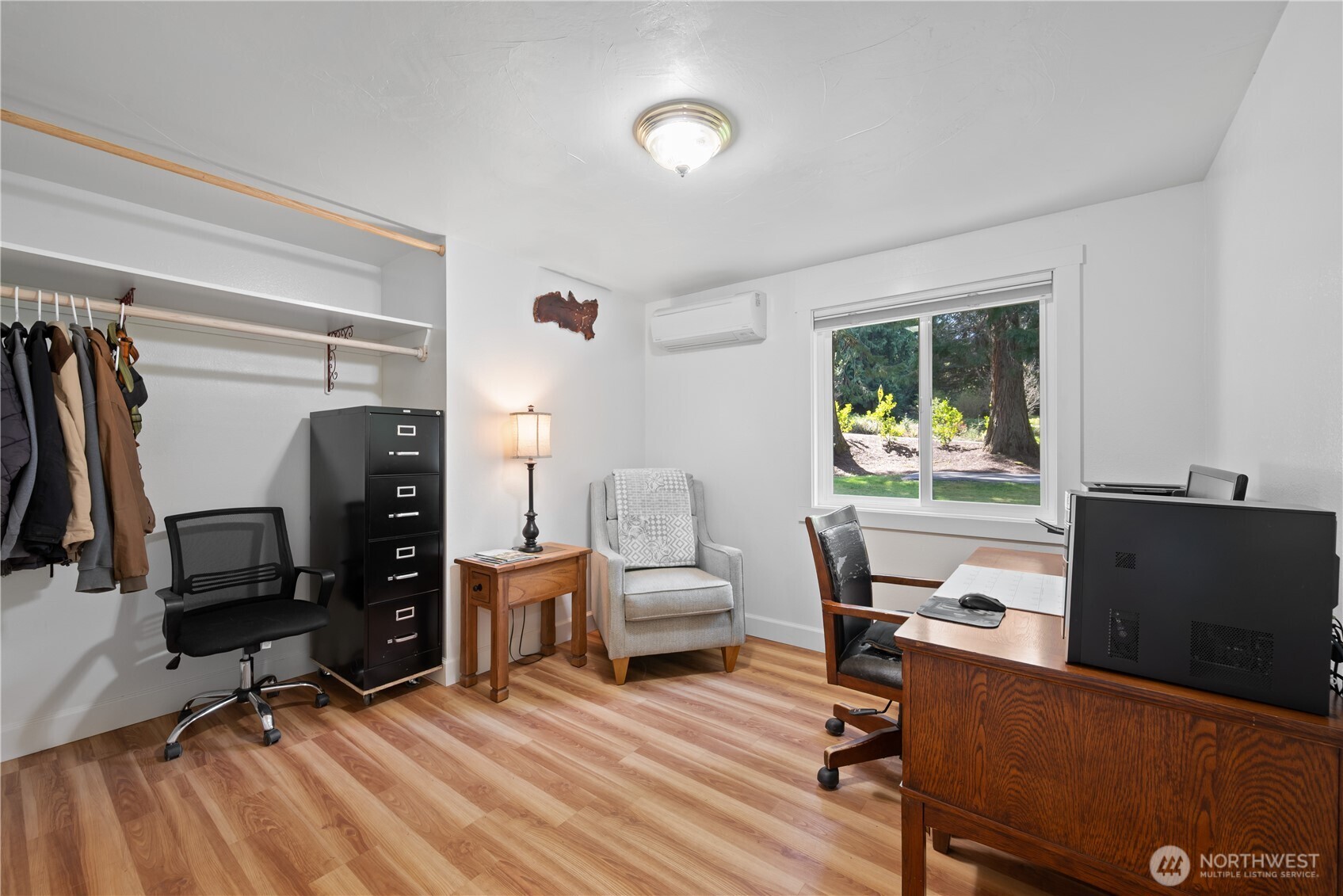 976 Sandy Bend Road , Castle Rock, WA 98611