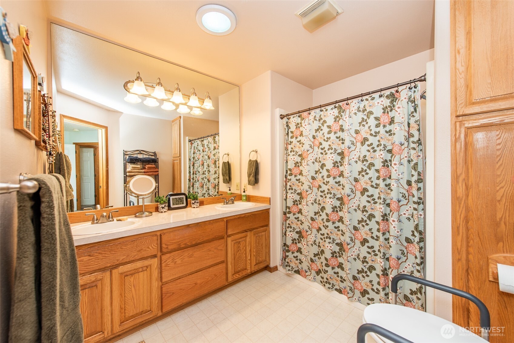 2010 Westview Dr , Port Angeles, WA 98363