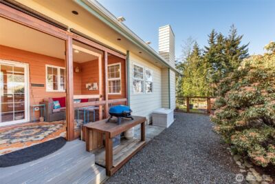 2010 Westview Dr , Port Angeles, WA 98363 - Photo 23