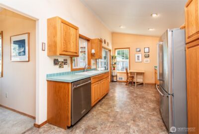 2010 Westview Dr , Port Angeles, WA 98363 - Photo 7