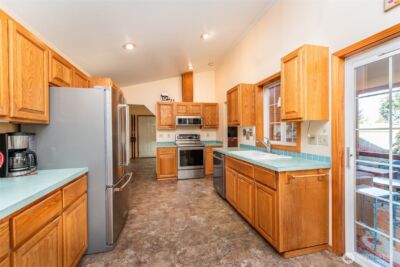2010 Westview Dr , Port Angeles, WA 98363 - Photo 10