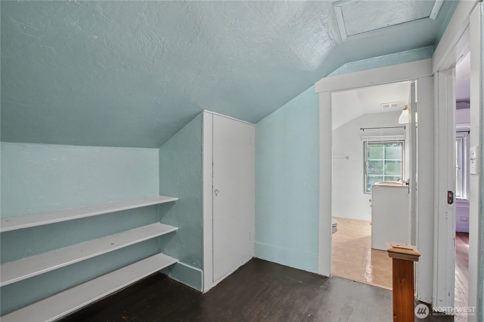 819 Midway Avenue NW, Olympia, WA 98502
