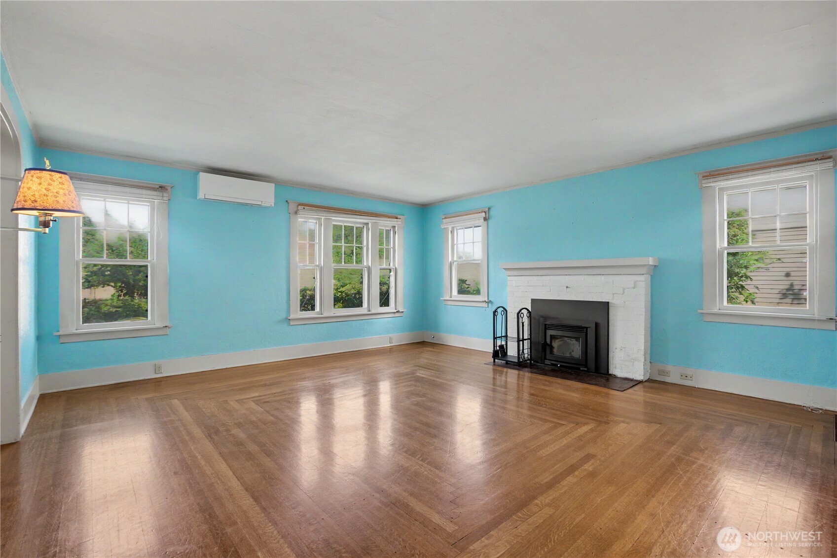 819 Midway Avenue NW, Olympia, WA 98502
