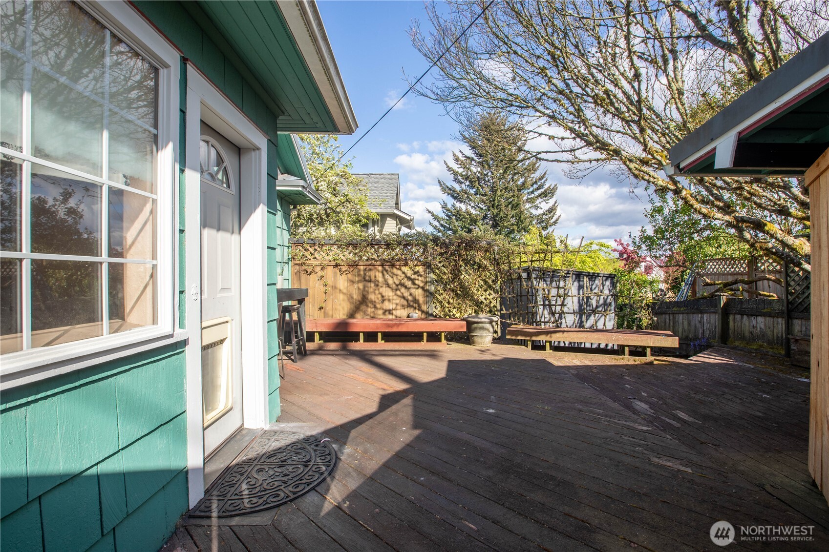 819 Midway Avenue NW, Olympia, WA 98502