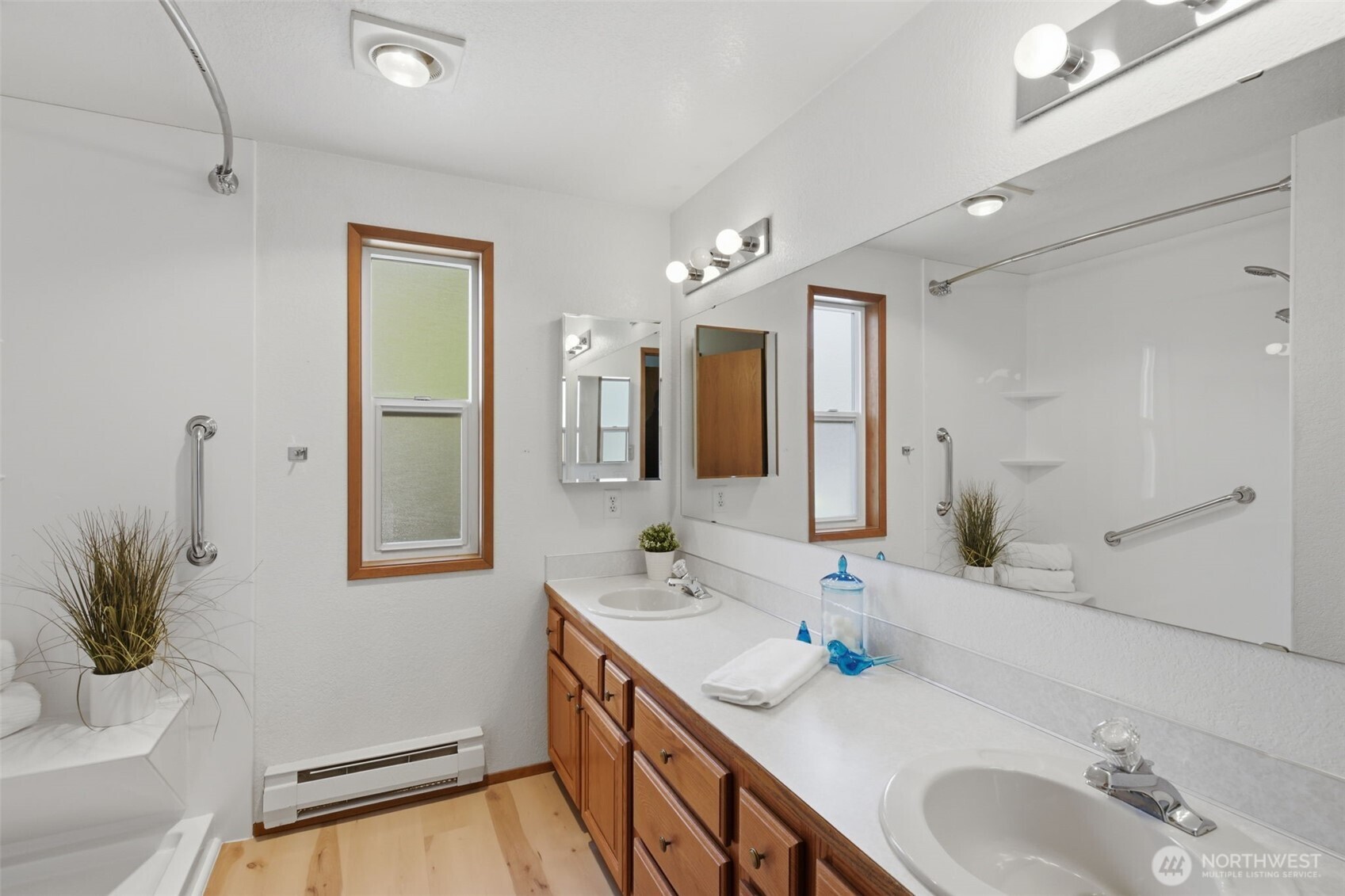 20617 28th Avenue W #D2, Lynnwood, WA 98036