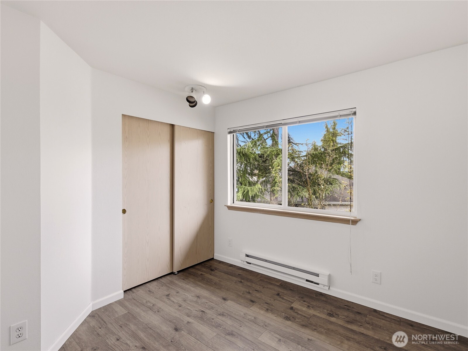 9210 Market Place #D201, Lake Stevens, WA 98258