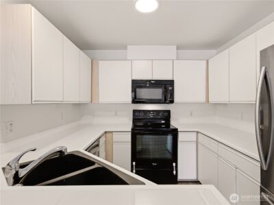 9210 Market Place #D201, Lake Stevens, WA 98258 - Photo 8