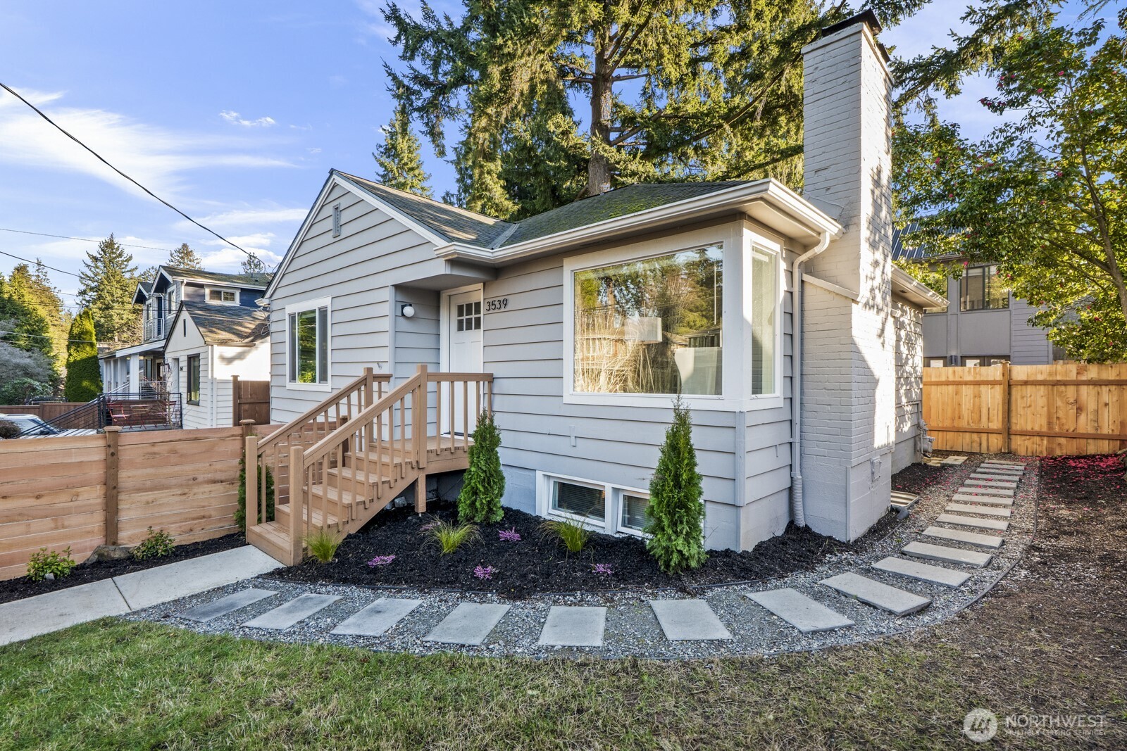 3539 NE 88th Street #A, Seattle, WA 98115-3643