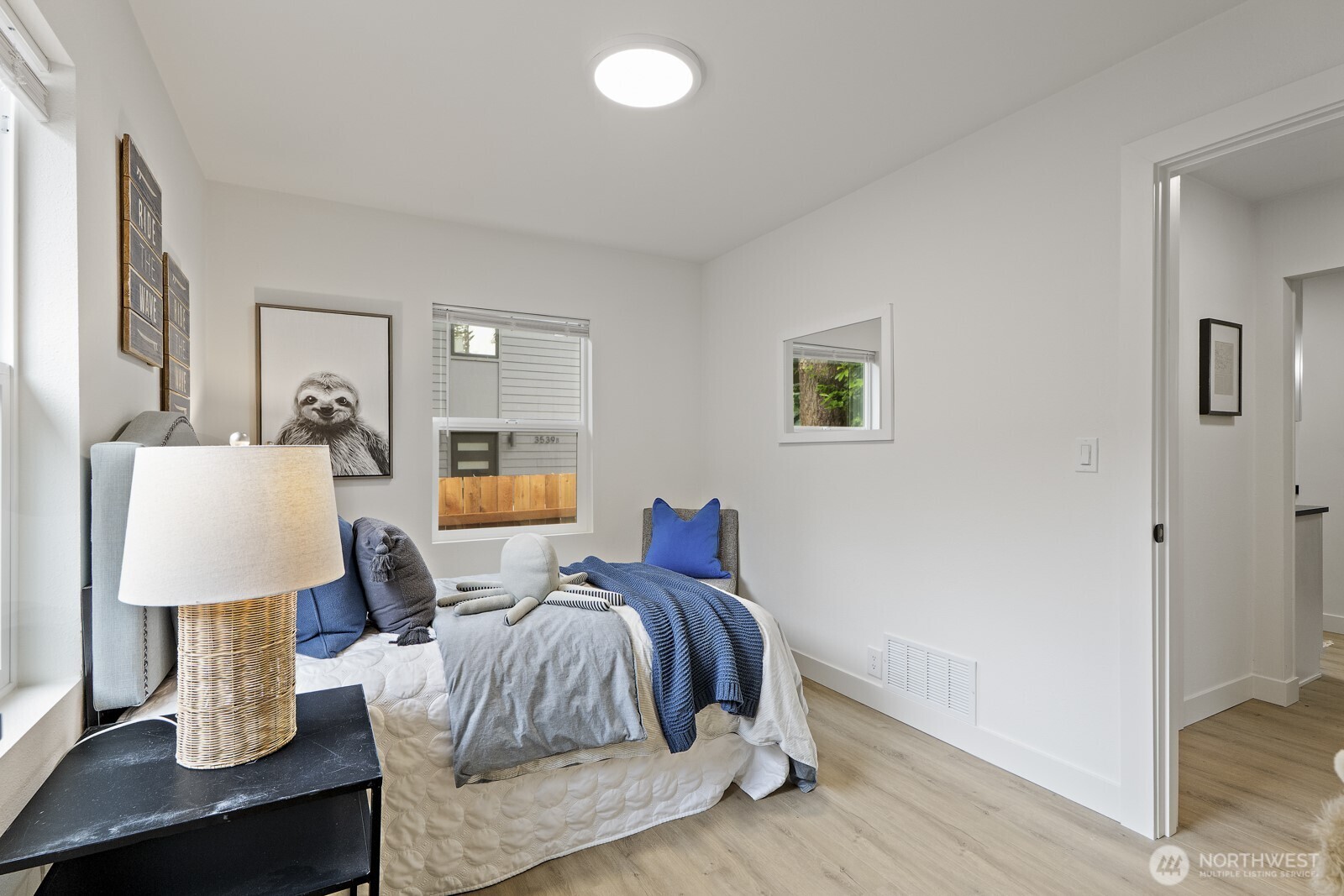 3539 NE 88th Street #A, Seattle, WA 98115-3643