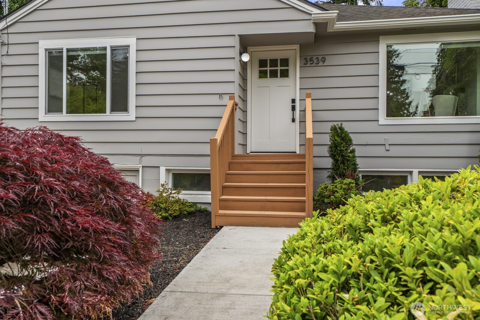 3539 NE 88th Street #A, Seattle, WA 98115-3643