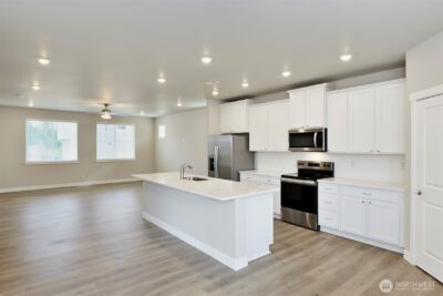 15136 87th Place E, Puyallup, WA 98375 - Photo 5