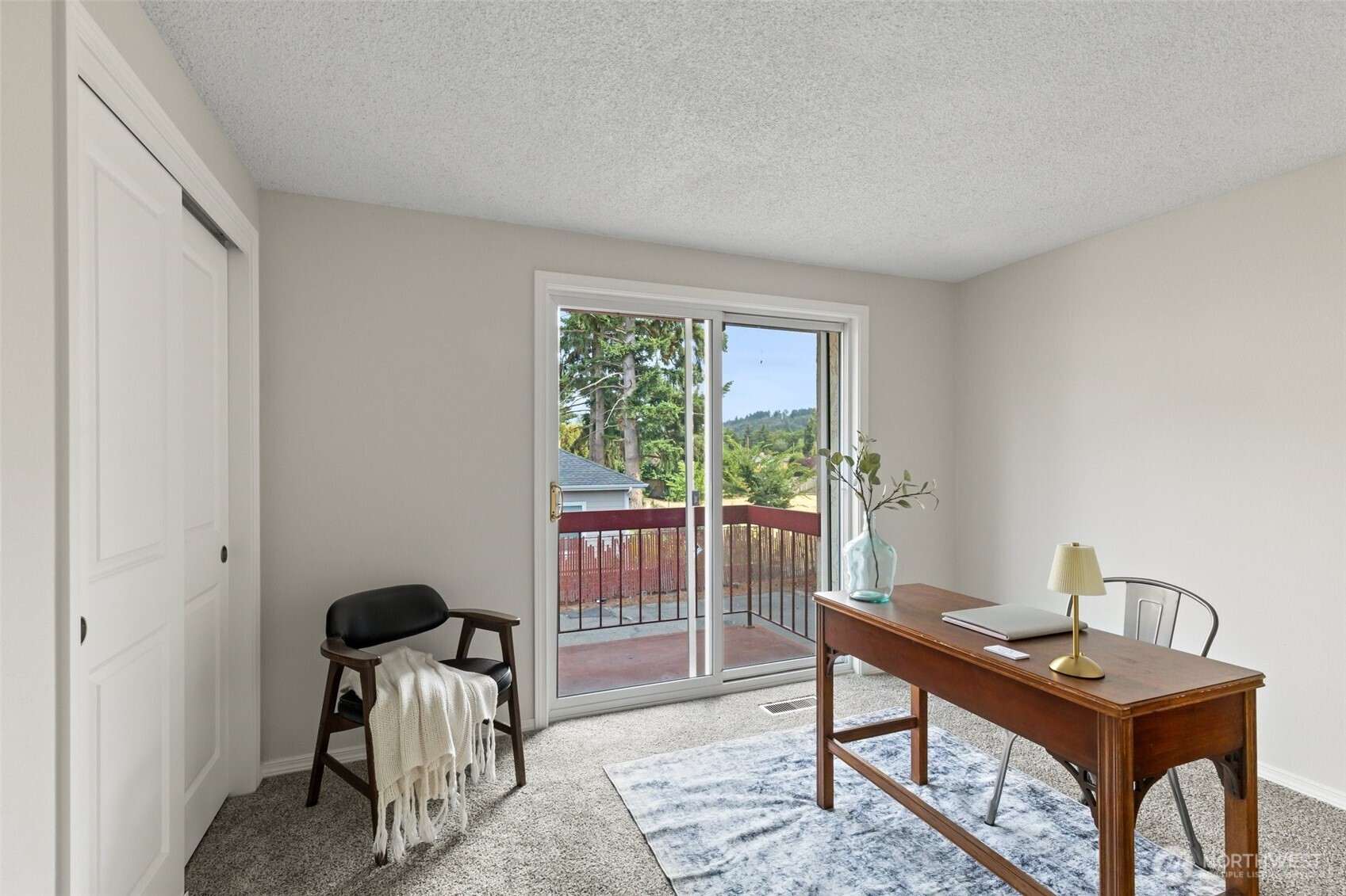 328 9th Avenue SE #D5, Puyallup, WA 98372