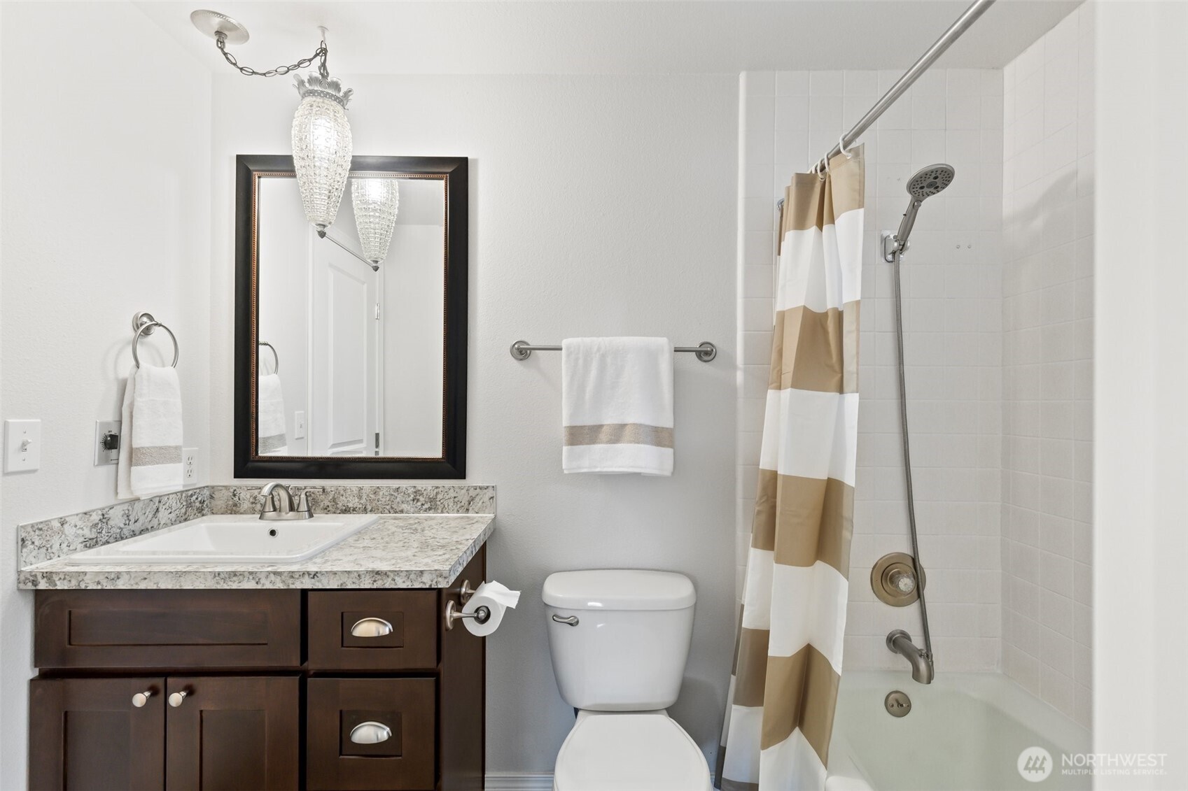 328 9th Avenue SE #D5, Puyallup, WA 98372