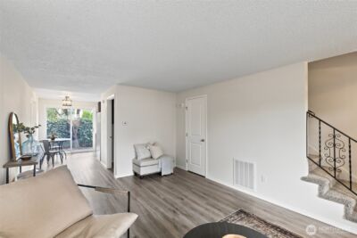 328 9th Avenue SE #D5, Puyallup, WA 98372 - Photo 7