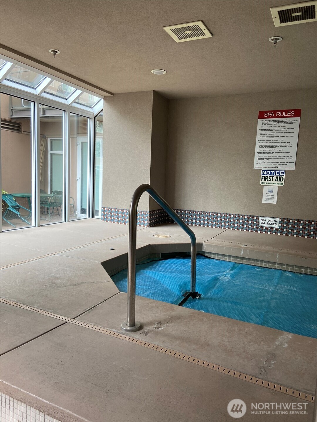 1900 Alaskan Way #402, Seattle, WA 98110