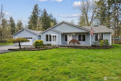 10410 357th Street E, Eatonville, WA 98328 - Photo 2