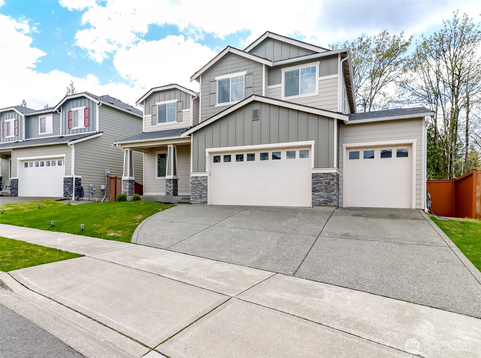 20531 SE 258th Place , Covington, WA 98042