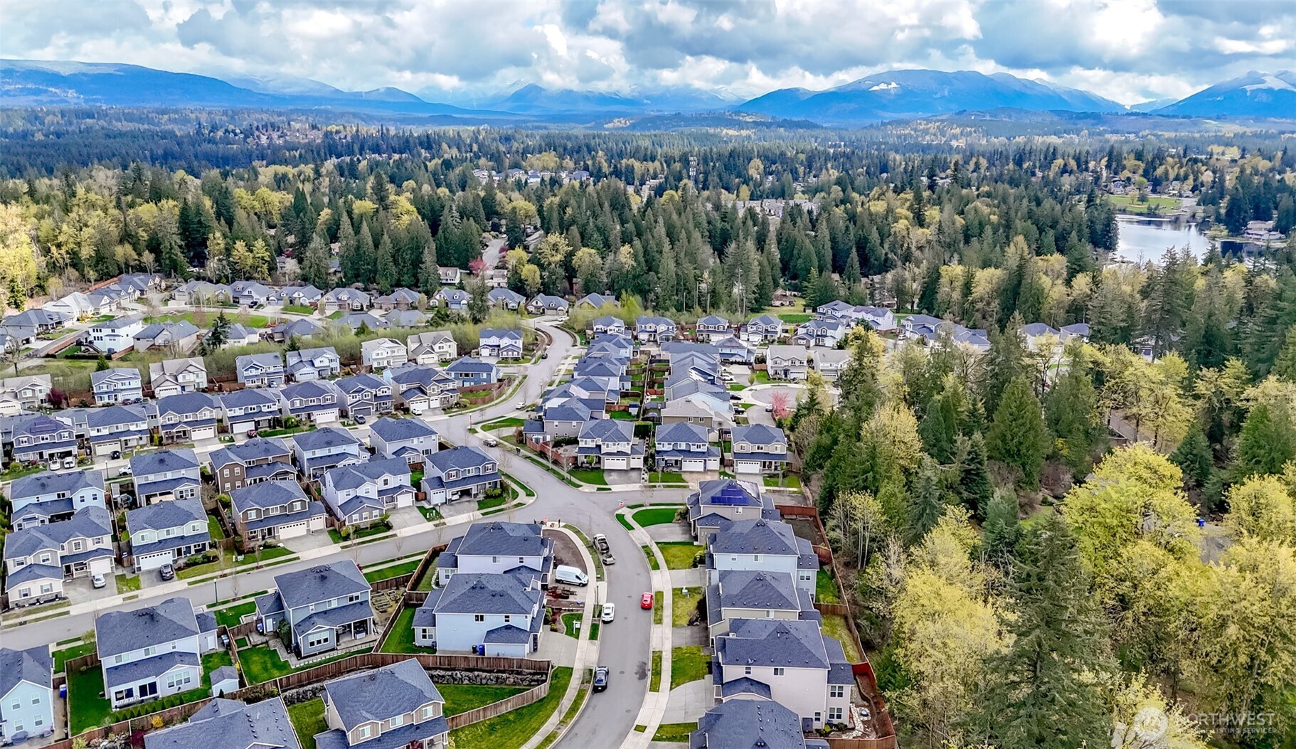 20531 SE 258th Place , Covington, WA 98042